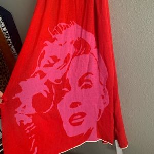 Red pink cashmere wool scarf wrap Marilyn Monroe